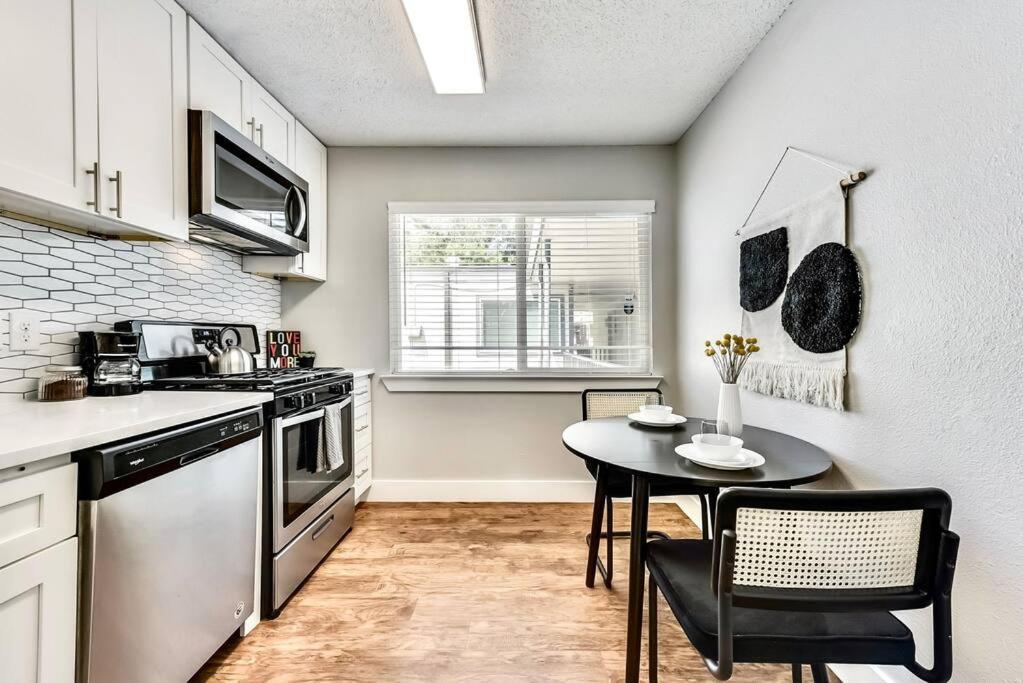Bright And Cheerful Flat, Near Fair Park Apartment Dallas Exterior photo
